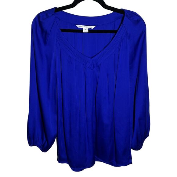 Diane Von Furstenberg Tops - Diane von Furstenberg Women's Cahil Cobalt Blue V Neck Silk Blend Blouse Size 6